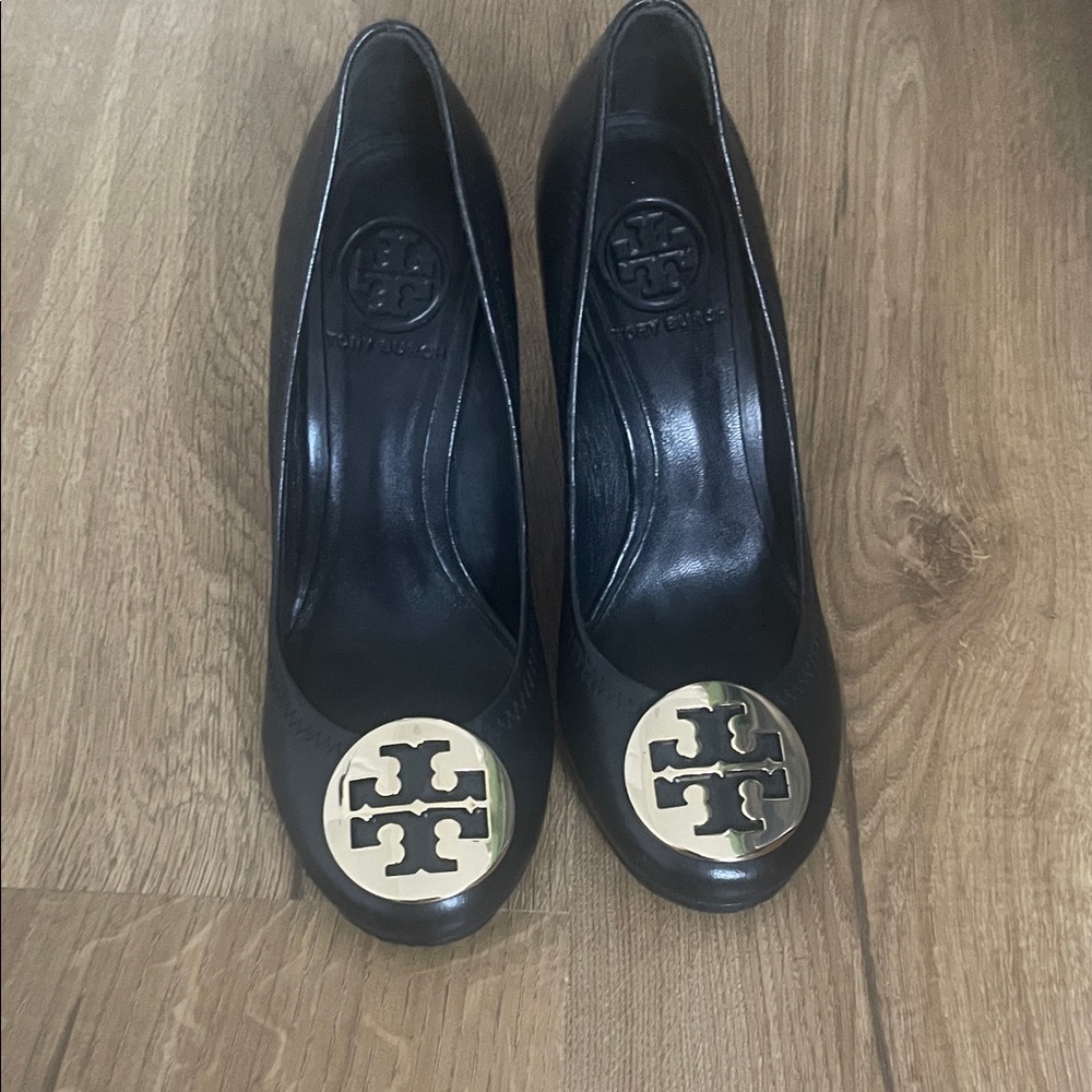Tory Burch Black wedges with Gold Emblem